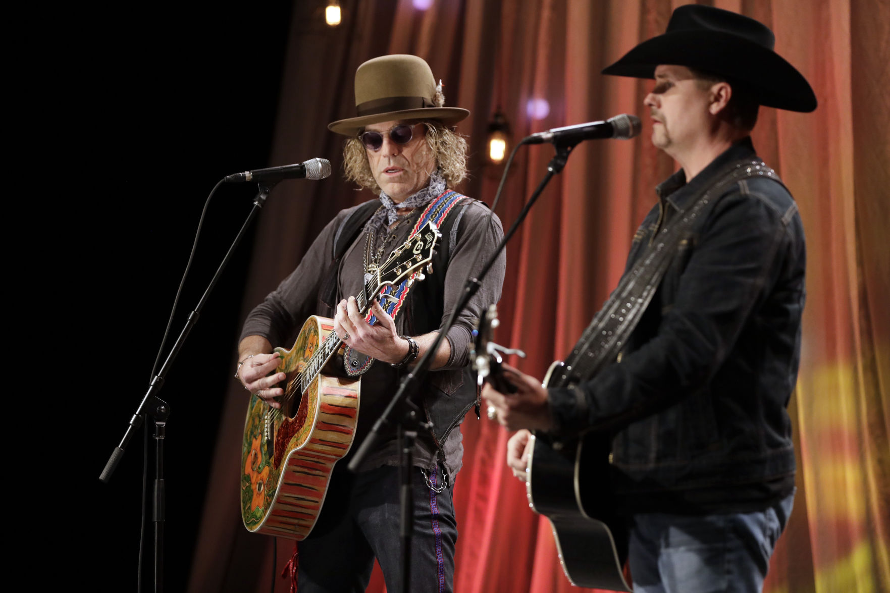Many in country music mum over gun issues after Vegas deaths